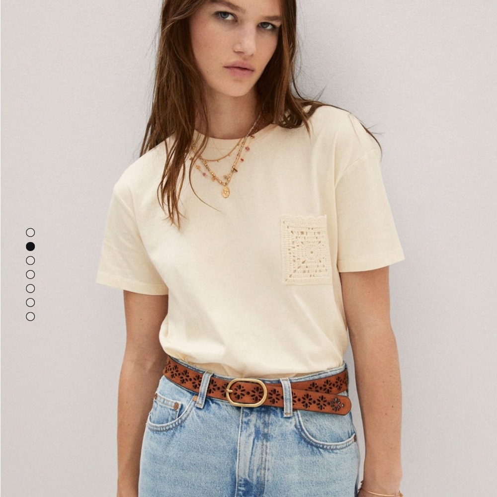 Mango tshirt with crochet pocket